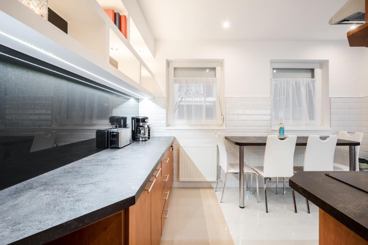 Bpr Garay Suite With Rooftop Terrace & A/C 부다페스트 외부 사진